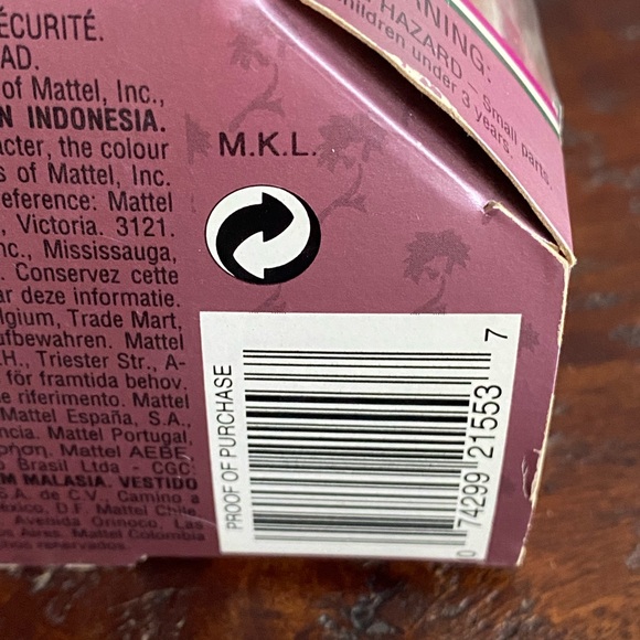 Sold! Austrian Barbie Dolls of the World Collector Edition 1998 Mattel 21553 - Picture 7 of 8